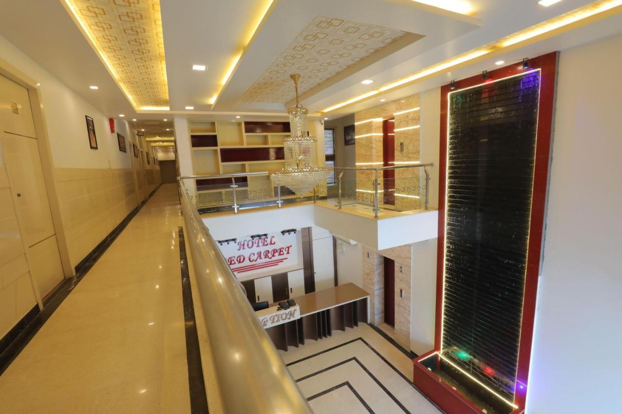 آغْرا Hotel Sahib'S Red Carpet - The Family & Corporate Hotel المظهر الخارجي الصورة